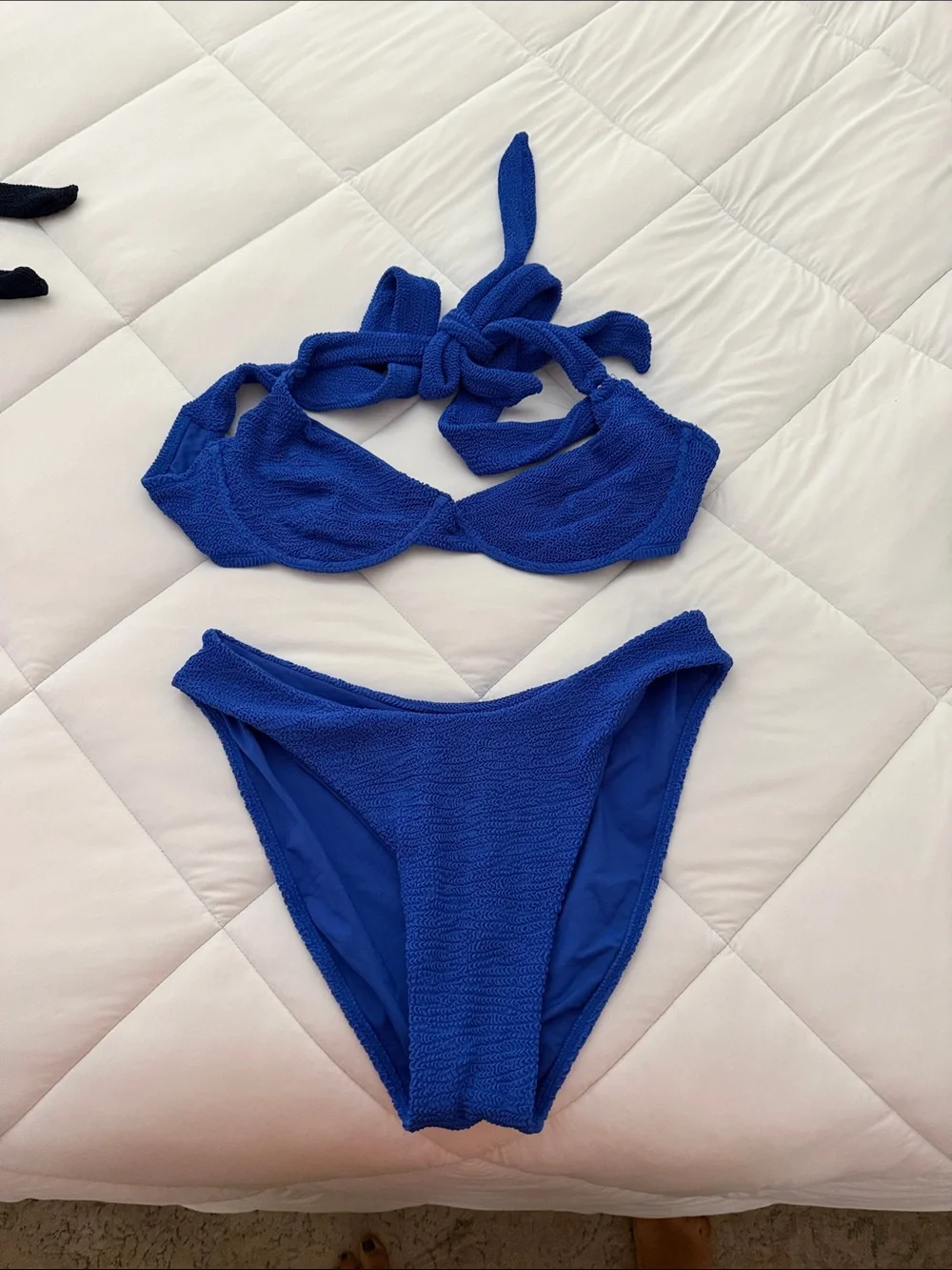 Monday swimwear bikini set